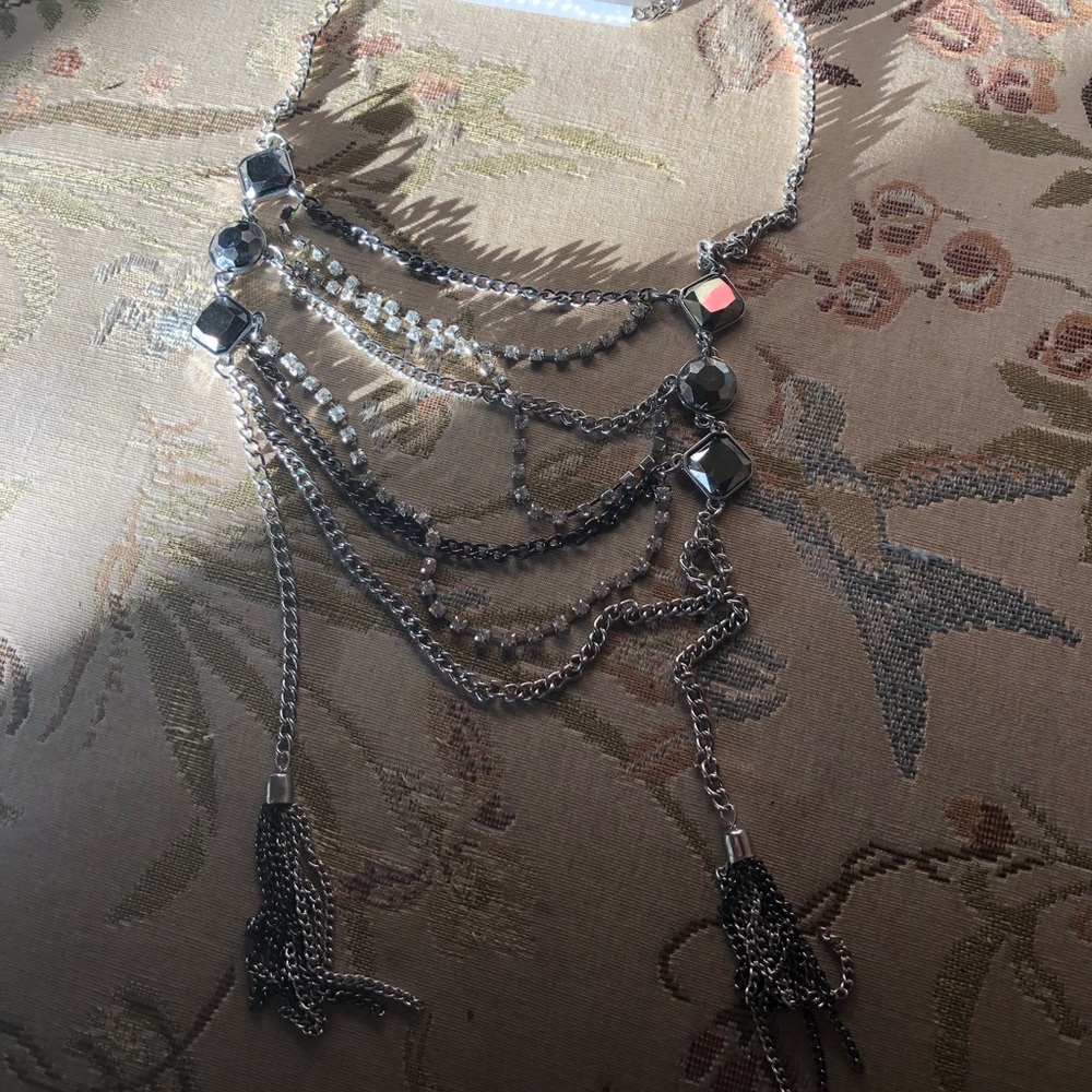 Suzy Crystal Costume Necklace- 553 $20 or $15 w/offer